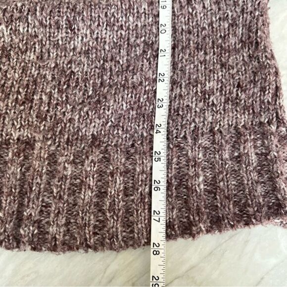 BCBGeneration short sleeve maroon/white knit sweater size S - Picture 4 of 6